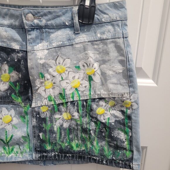 Hand Painted Denim Mini Skirt size 12 Daisy Field patchwork One of a Kind Rare - Picture 2 of 12
